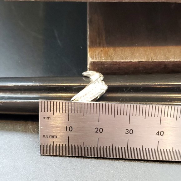 Size 4 925 Sterling Silver Rustic Odd Pattern Petite Ring - Picture 5 of 6